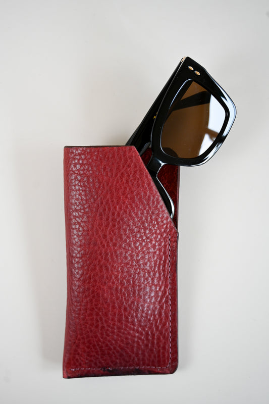 Charlie's Goods - Glasses Holder - Pebble Burgundy