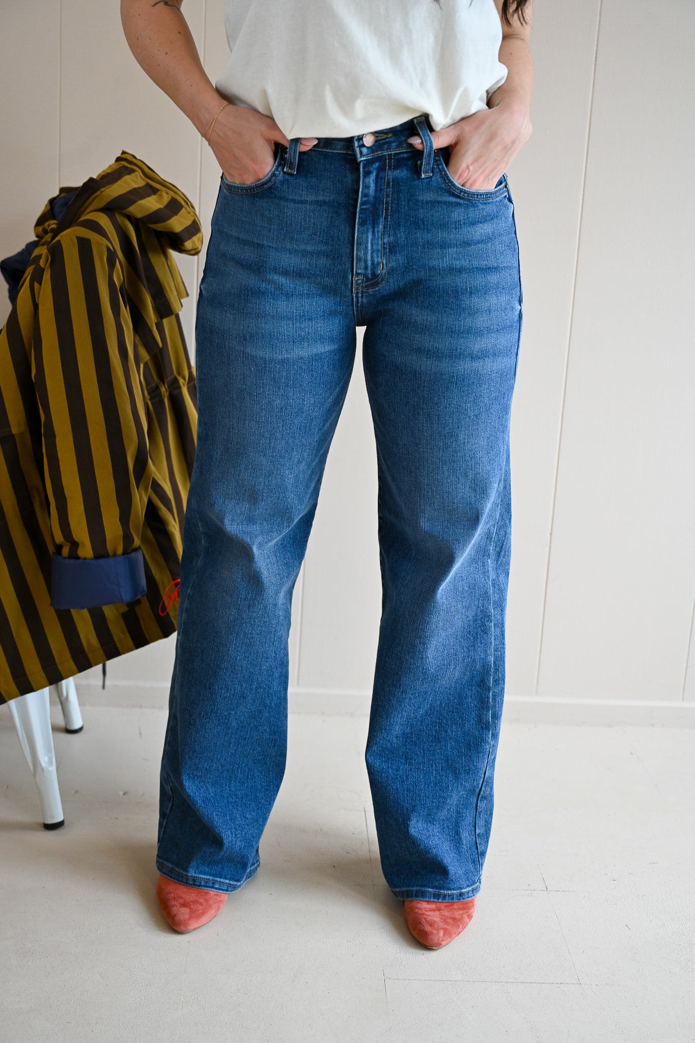 Clark Wide Leg Mid Wash Finished Hem Jeans