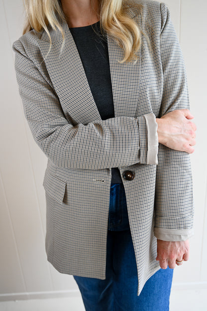 Monarch Lane Houndstooth Blazer