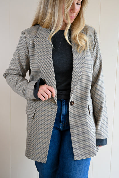 Monarch Lane Houndstooth Blazer