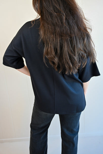 Shell Avenue Tee - Black