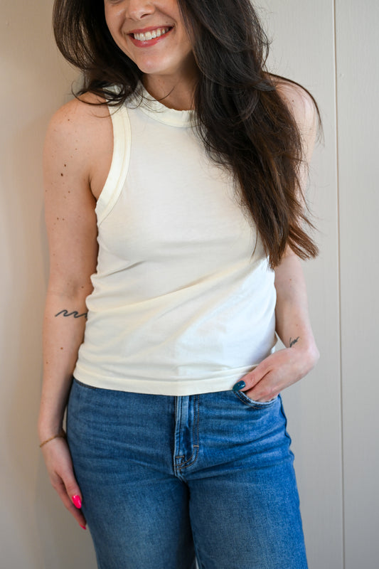 Wave Label - Everyday Tank - Sand