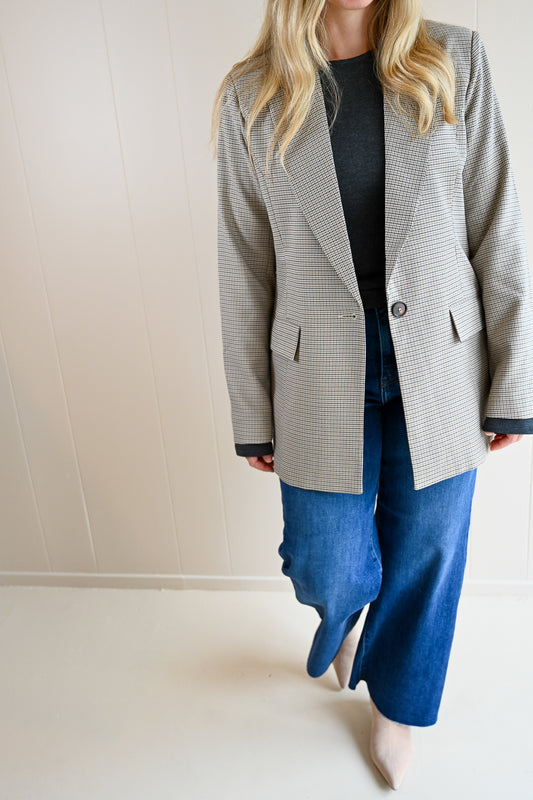 Monarch Lane Houndstooth Blazer